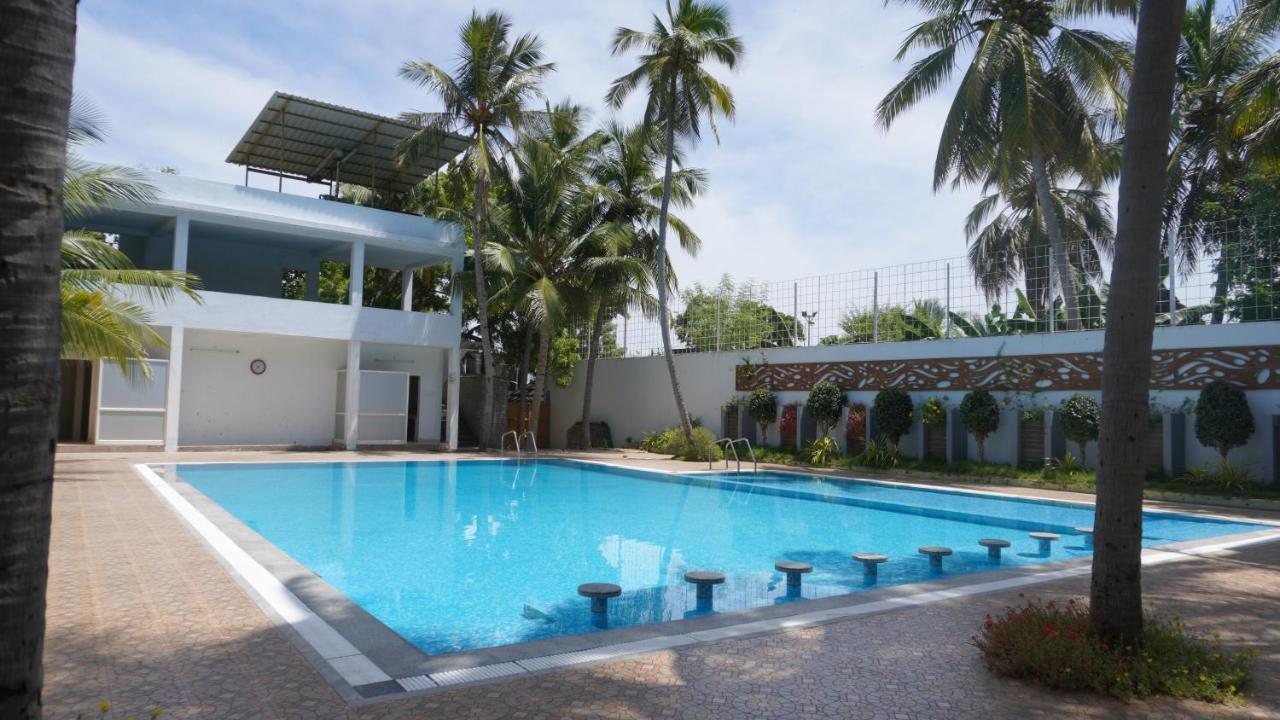 Rk Resorts Karaikal Bagian luar foto